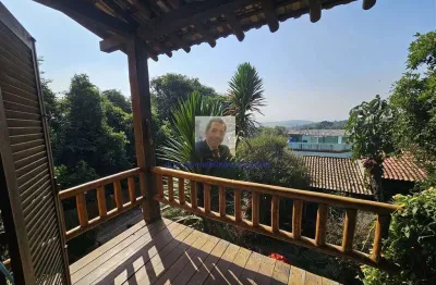 Aluga-se casa 2 suítes, condomínio vila verde, km 36 raposo tavares. 