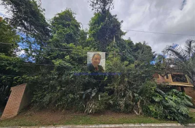 Vende-se Terreno 363 mts, Condomínio Vila Verde, Km 36 Raposo Tavares. O Pa