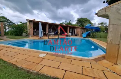 Linda Chácara com 5 mil m2, em condomínio fechado. Boituva SP. 