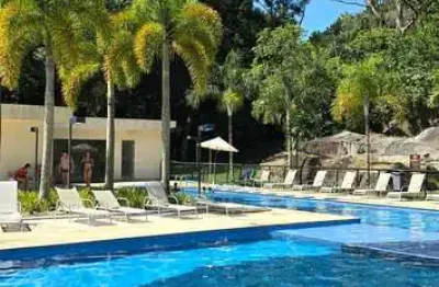 Sinta-se em um verdadeiro oásis, tenha paz e infraestrutura, perto de tudo que você precisa