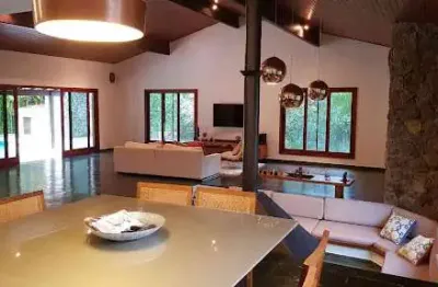Casa com 4 dormitórios à venda, 410 m² por r$ 3.900.000,00 - piratininga - niterói/rj