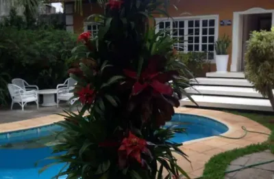 Casa com 5 dormitórios à venda, 300 m² por r$ 1.400.000,00 - itaipu - niterói/rj