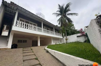 Casa com 3 dormitórios à venda, 229 m² por r$ 870.000,00 - itacoatiara - niterói/rj