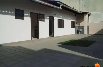 Casa com 2 dormitórios para alugar, 55 m² por r$ 2.000,01/mês - serra grande - niterói/rj