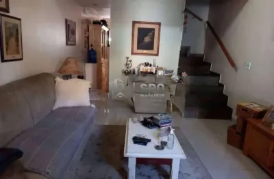 Casa com 2 quartos à venda, 84m  ,  sala, cozinha área de serviço