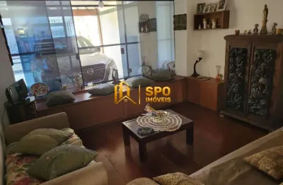 Casa com 3 quartos com varanda, 1 suíte, 3 vagas, churrasqueira e pomar - vila sônia/sp