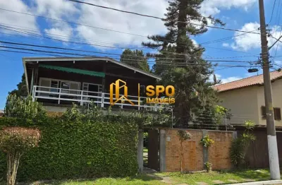 Casa no bolsao interlagos com 4 quartos 1 suite, 2 banheiros vaga para 6 carros