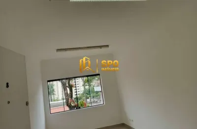 Sala comercial para alugar na Rua Frei Canísio, 143, Vila Sofia, São Paulo