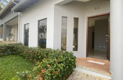 Casa térrea para locação ? condomínio portal de itaici | indaiatuba/sp