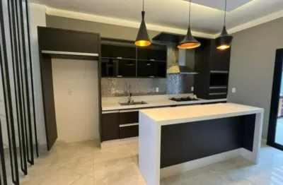 Lindo sobrado com 3 dormitórios sendo 2 suítes no jardim dos impérios - vila rica