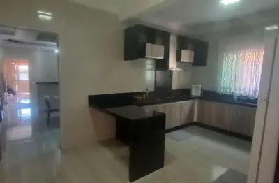 Casa com 3 quartos para alugar na Rua Joaquim de Carvalho Gil, Jardim Wanel Ville V, Sorocaba