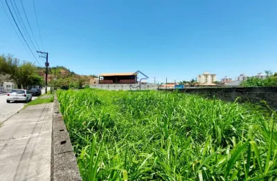 Excelente terreno de 553m² localizado na martim de sá - caraguatatuba/sp