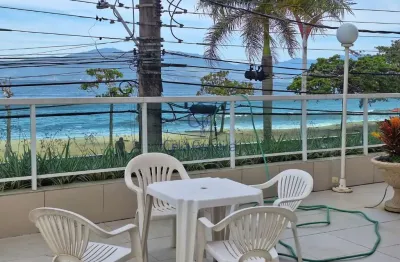 Lindo apartamento reformado de 2 dormitórios orla da praia martim de sá - caraguatatuba/sp