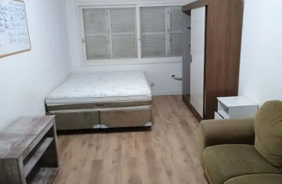 Apartamento com 1 quarto para alugar na Avenida Osvaldo Aranha, 340, Bom Fim, Porto Alegre