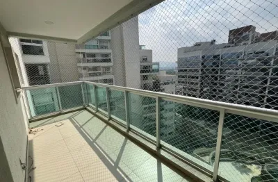 Apartamento com 2 quartos, 2 banheiros e 1 vaga de garagem na barra olímpica