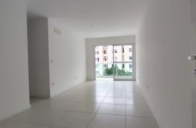 Apartamento com 03 quartos em botafogo - vista para a enseada.