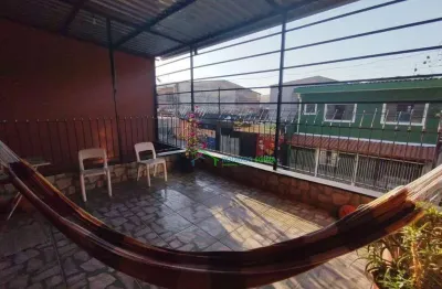 Casa com 2 quartos à venda na Rua Maria Dias das Neves, 36, Vila Menk, Carapicuíba