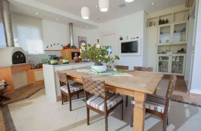 Casa de Alto Padrão no Genesis II – Santana de Parnaíba/SP | 6 vagas