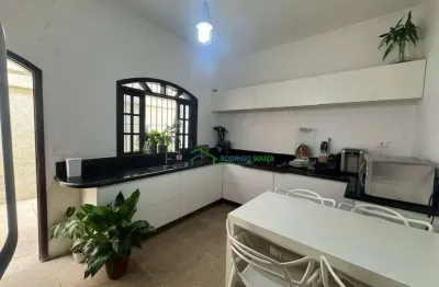 Casa com 4 dormitórios à venda, 245 m² por r$ 780.000,00 - jardim marilu - carapicuíba/sp