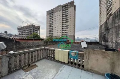 Casa à Venda no Centro de Carapicuíba/SP | 4 Dormitórios, 273 m², R$ 920.000