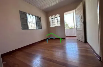 Casa com 2 dormitórios para alugar por r$ 1.810,00/mês - jardim das belezas - carapicuíba/sp