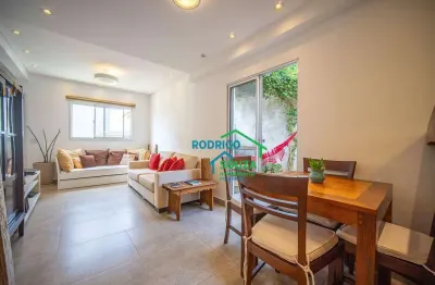 Casa com 2 dormitórios à venda, 90 m² por R$ 650.000,00 - Chácara Canta Galo - Cotia/SP