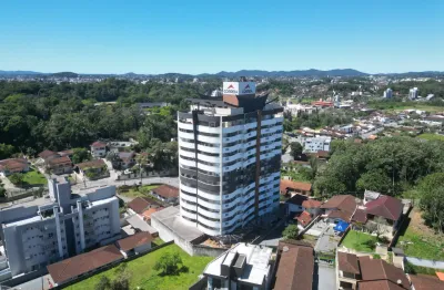 More perto do shopping mueller em joinville: 3 quartos, 2 vagas e estrutura de clube