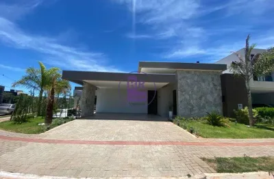 Casa em condomínio fechado com 3 quartos à venda no Bellevie, Cambé 