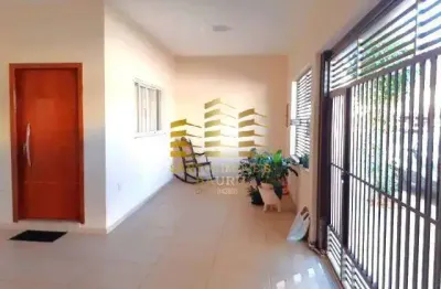 Casa com 3 quartos à venda na Vila Cardia, Bauru 