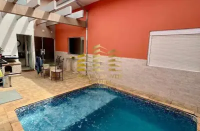 Casa com 3 quartos à venda na Vila Souto, Bauru 