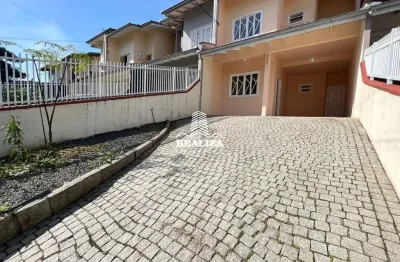 Casa com 3 quartos à venda no Bom Retiro, Joinville 