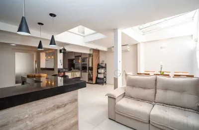 Casa com 4 quartos à venda na Rua Deputado Miguel Buffara, 104, Jardim das Américas, Curitiba