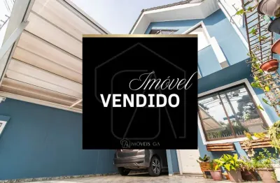 Casa com 3 quartos à venda na Rua Abacates, 160, Uberaba, Curitiba