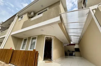 Casa em condomínio fechado com 3 quartos à venda na Rua Arthur Manoel Iwersen, 70, Boqueirão, Curitiba