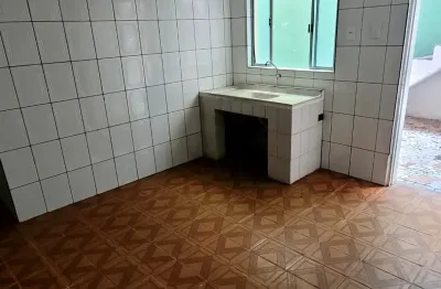 Casa 2 cômodos para locação- jardim campo verde - mauá-sp