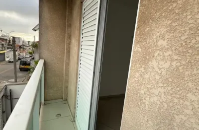 Apartamento com 2 quartos para alugar na Rua Presidente Arthur Bernardes, 76, Parque São Vicente, Mauá