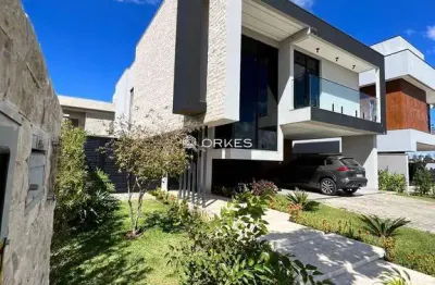 Sobrado 3 suítes sendo 1 master com excelente localização no condomínio residenc