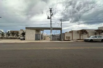 Casas 3 quartos sendo 1 suíte  em condomínio fechado royal village bairro pirine