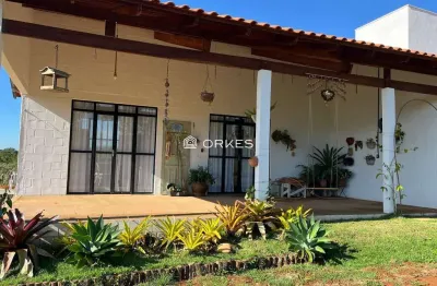 Chacara de 10 mil m² a  30 km de anapolis e 8 km de abadiania  ( porteira fechad