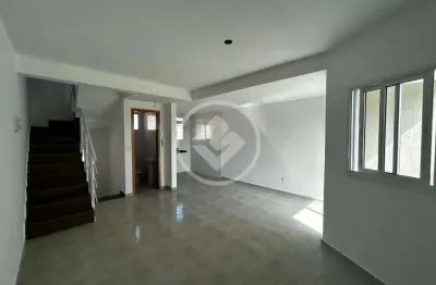 Casa sobrado triplex à venda com 2 suítes, 90 m², no vila ligya, guarujá/sp. sua oportunidade de morar no guarujá está aqui! codigo: 101628