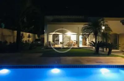 Casa com 5 quartos à venda na Rua das Paineiras, 116, Balneário Praia do Pernambuco, Guarujá