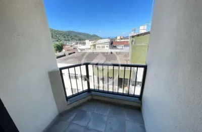Apartamento localizado na praia da enseada a 700m da praia, situado no bairro jardim três maria. codigo: 116827