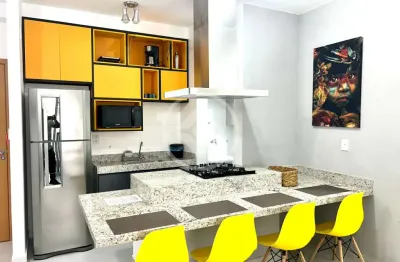 Apartamento mobiliado e decorado a venda a 500 metros do mar. codigo: 129083