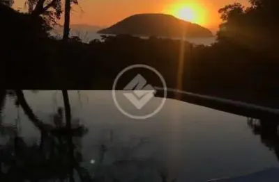 Imóvel incrível com vista para o mar  única no mundo . codigo: 141733