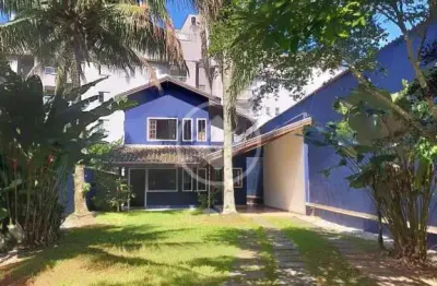 Casa com 3 quartos à venda na Orlando Carneiro, 164, Centro, Ubatuba