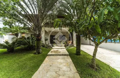 Casa em condomínio fechado com 6 quartos à venda na Das Laranjeiras, 143, Horto Florestal, Ubatuba