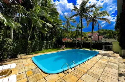 Casa para venda em blumenau, garcia, 3 dormitórios, 1 suíte, 3 banheiros, 2 vagas