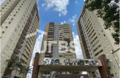 Apartamento no Residencial Amazon - Parque Amazôna, rico em armários, andar alto, Semi mobiliado: cortinas, ar condicionado, painel e rack, fogão e filtro