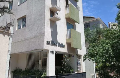 Apto 3 Quartos (1 Suíte) no Edifício Ilha Bela – Ao Lado da Praça Tamandaré | Setor Oeste