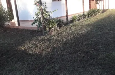 Aluga-se Casa Residencial 4 quartos com suíte   – Vila Yolanda - Foz do Iguaçu